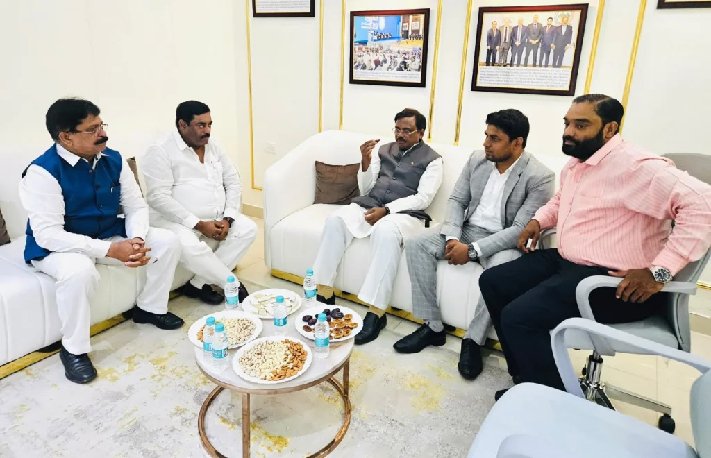 Minister Shri Vivek Visits IACCIA Regional Headquarters; India-Arab Trade Collaboration in Focus